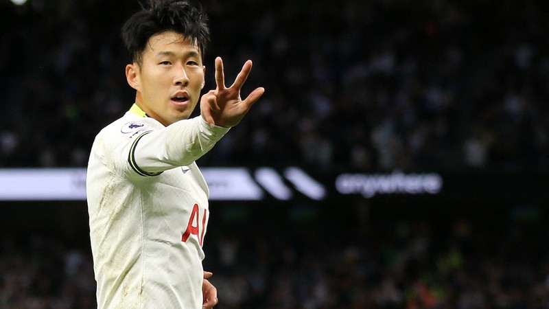 Son Heung Min là cầu thủ Châu Á đầu tiên lập được hat trick tại giải Ngoại Hạng Anh